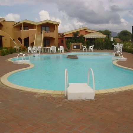 Casa Vacanza A Porto Istana Мурта-Мария Экстерьер фото