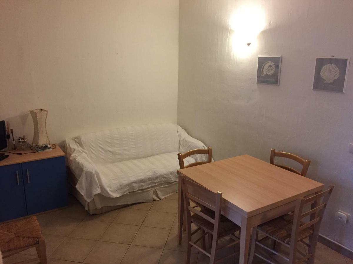 Casa Vacanza A Porto Istana Мурта-Мария Экстерьер фото