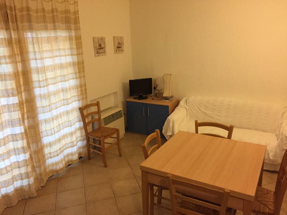 Casa Vacanza A Porto Istana Мурта-Мария Экстерьер фото